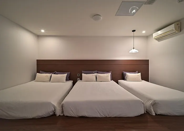 Gonggam Gonggan Station Hotel