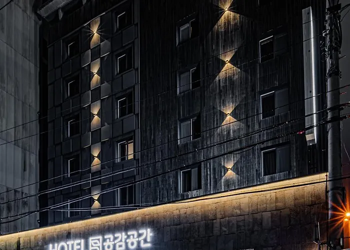 Gonggam Gonggan Station Hotel 3*