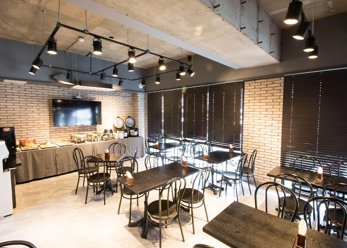 Hotel Gonggam Gonggan Station